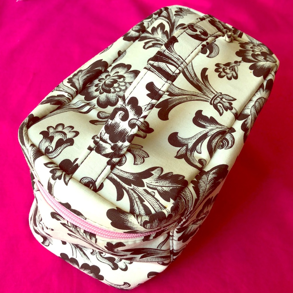 Toiletry bag pink black & white floral NWOT